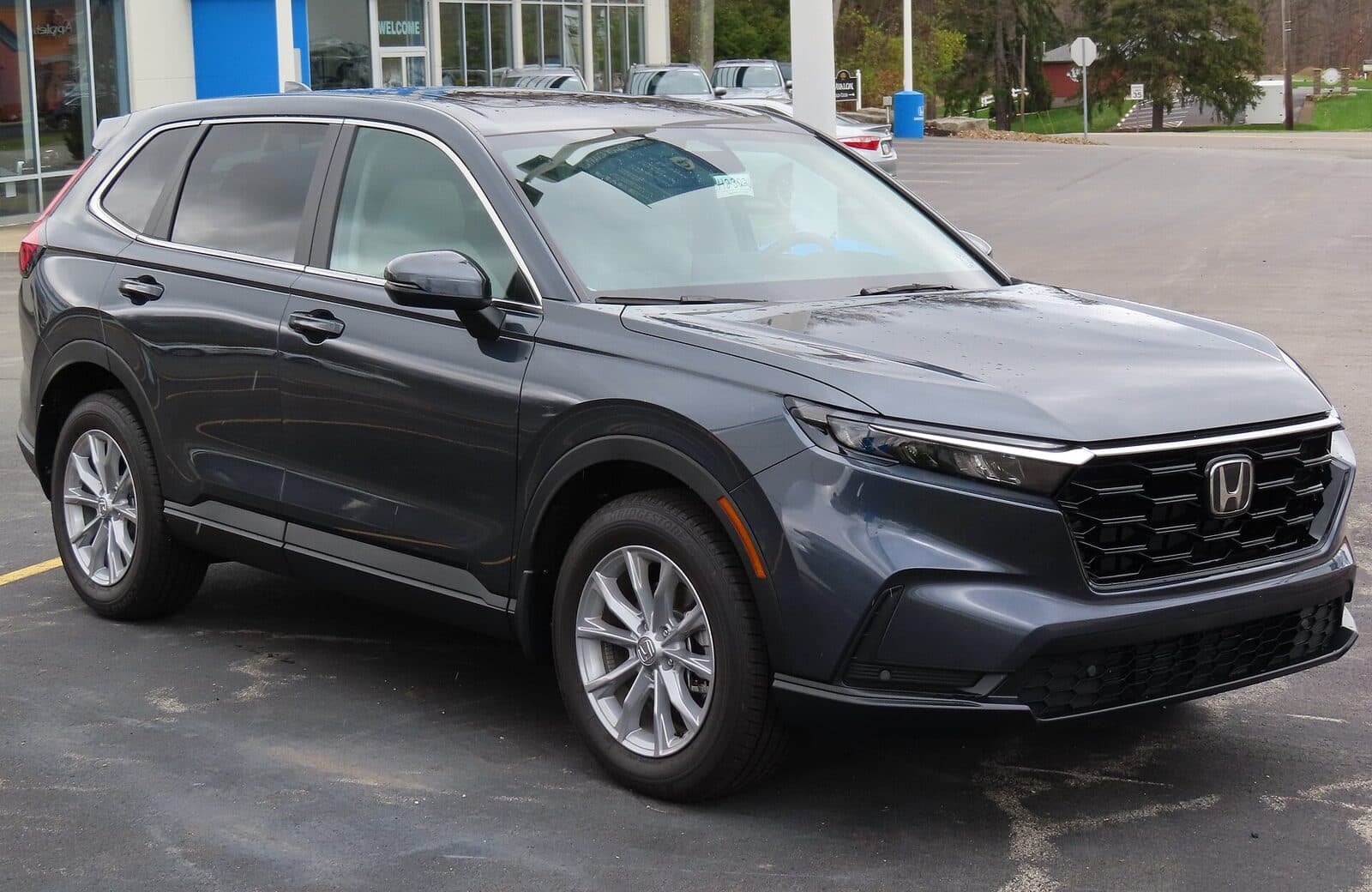 2023 Honda CR-V EX-L, front three-quarter on a dealer lot
